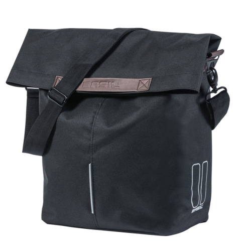 Basil City shopper